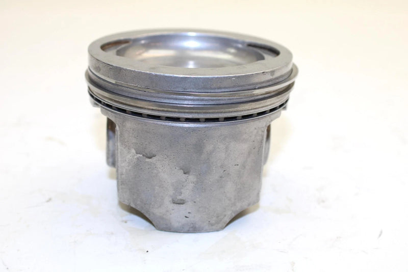 05 Polaris Sportsman 700 EFI OEM Piston 2202107 Q5067