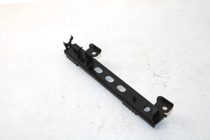 2015 Yamaha Viking Vi Oem Fuel Tank Stay 1XD-F4157-00-00 XY0.1