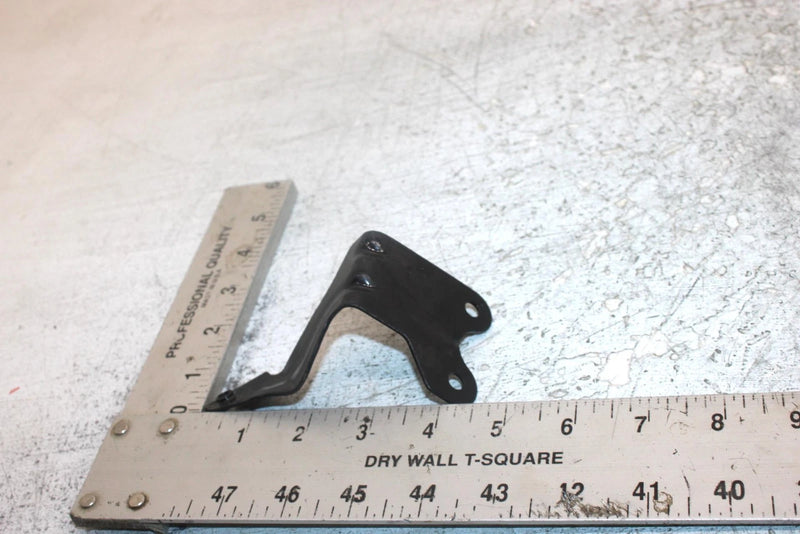 04 Polaris Trail Boss 330 Oem Coolant Reservoir Mount Bracket 5247808-067 AP117