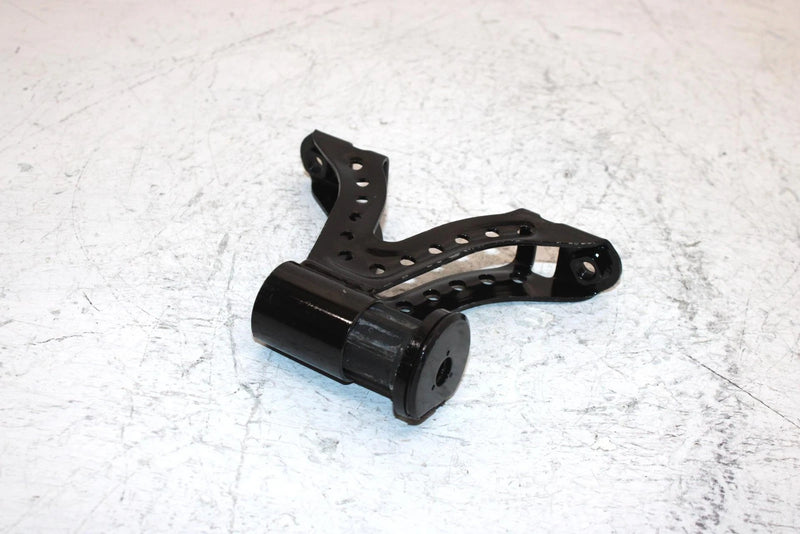 2000 Yamaha  Kodiak 400 Oem Upper Engine Mount 5GH-21315-00-00 AY26