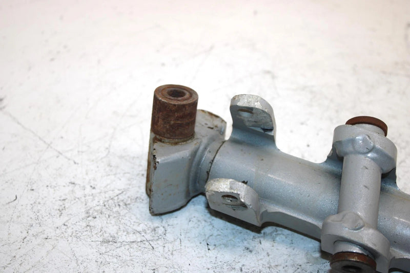 04 Arctic Cat Mountain Cat 600 Efi Oem Right Steering Knuckle 1703-328 SAS5