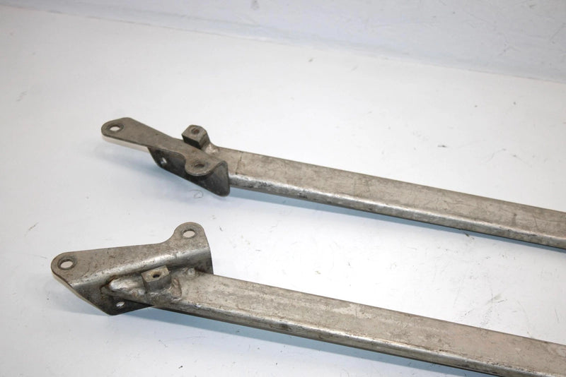 03 Ski-doo Mxz 600 Sport Oem RH/LH Member (Pair) 518323354 518323352 SS6
