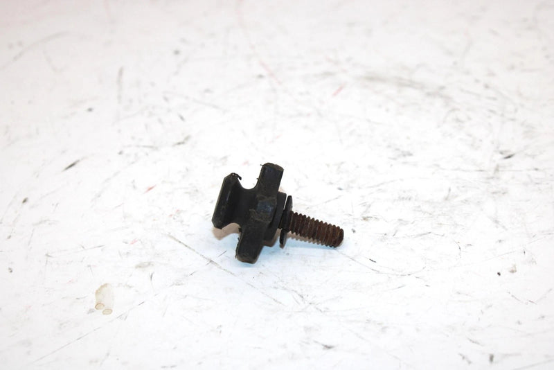 1994 Polaris 440 L/c Oem Hood Latch Retainer 5431502 SP73