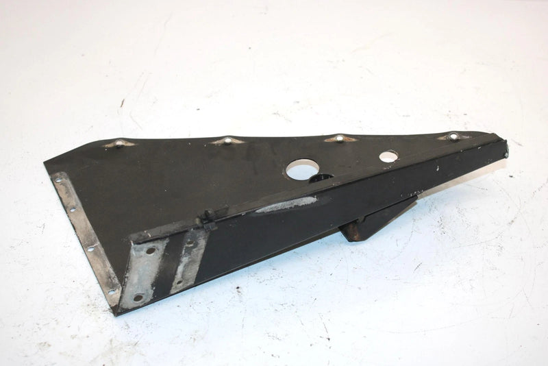 95 Arctic Cat Bearcat 440 Oem Right Backing Plate 0616-736 SA9
