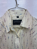 New Women’s White Horse Yellow Floral Long Sleeve Pearl Snap Small DD-47