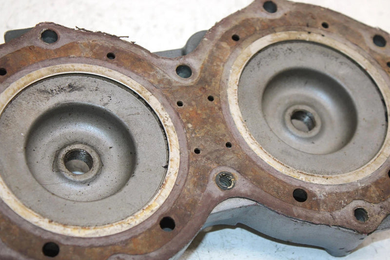 1993 Yamaha Waverunner 650 Oem Cylinder Head 6R1-4111-00-94 JY23