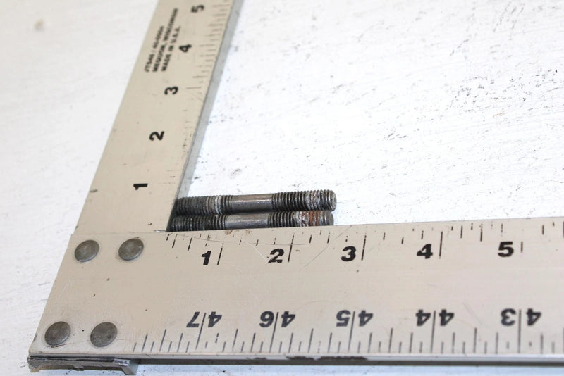 1997 Yamaha Vmax 700 Sx Oem Stud Bolt Pair 90116-08392-00 Q3825