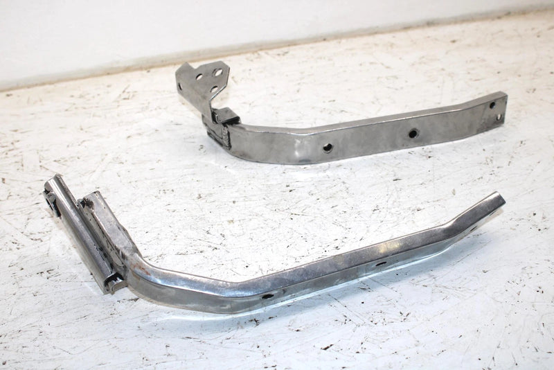 1985 Yamaha Vmax Oem Bumper Bracket Pair 8M6-2194Y-00-00 SY125