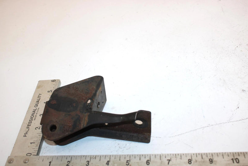 05 Polaris Trail Rmk Oem Left Shock Tower Bracket 1821107-067 SP191