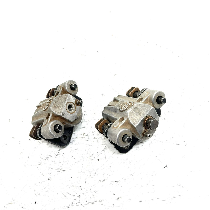 06 Arctic Cat 650 4x4 V2 Stewart Auto OEM Front Brake Caliper Set 1436-423 AA37