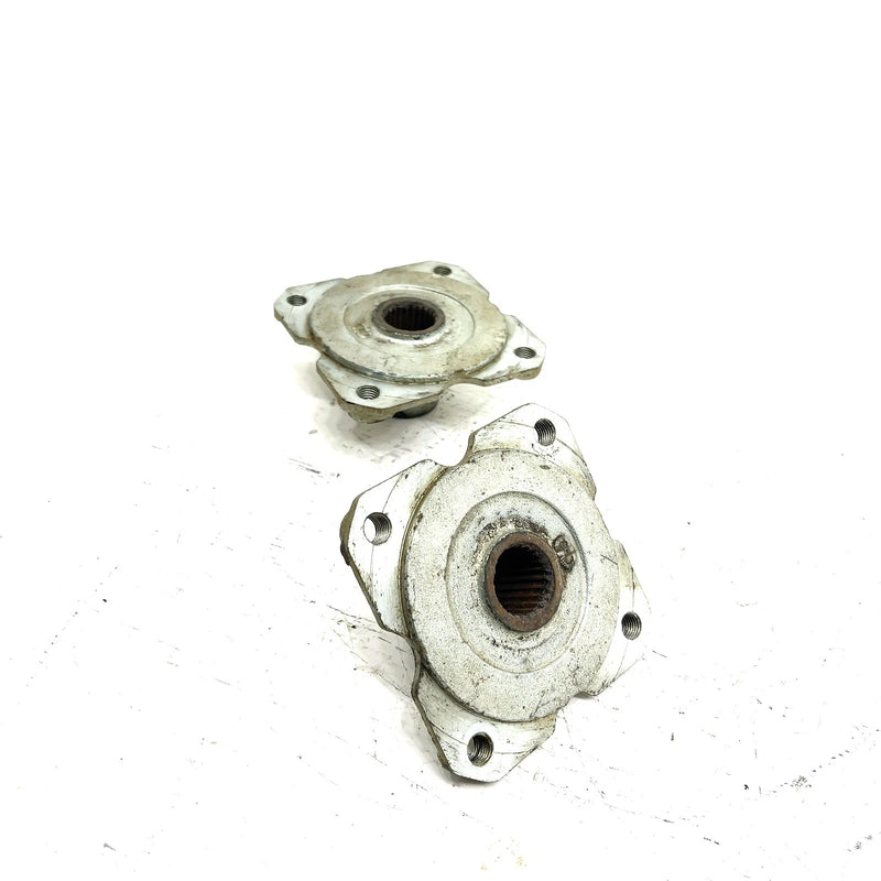 2004 Polaris Sportsman 90 OEM Rear Wheel Hub Pair 0450831-385 AP209