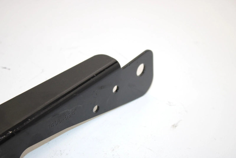 10 Arctic CatAtv 700H1Efi4x4AutomaticOem Front Right Bumper Bracket1506-562 AA10