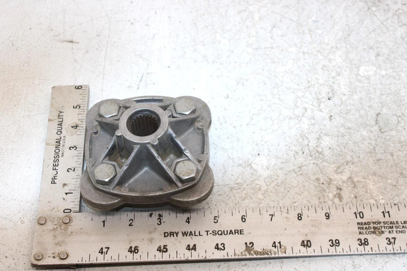 2000 Polaris Xplorer Oem Rear Wheel Hub W/Nuts 2200341 AP169