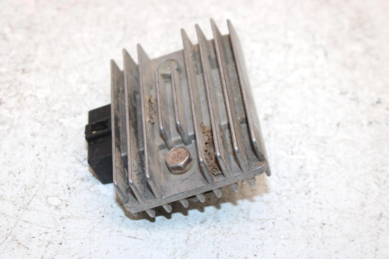 1997 Kawasaki Bayou 220 Oem Voltage Regulator 21066-1038 AK21