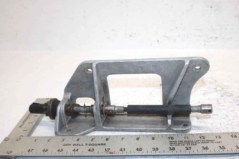 2002 Arctic Cat Z 570 Oem Engine Mount Plate W/Starter Shaft 0708-131 SA20