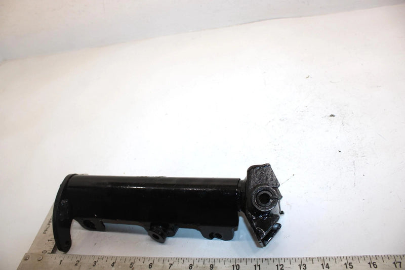 01 Arctic Cat Mountain Cat 600 Efi Oem Right Steering Knuckle 0703-648 SAS2