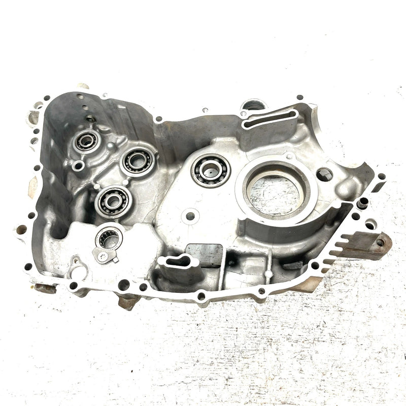 2006 Yamaha Rhino 450 YXR450FA 4x4 OEM Crankcase 2P5-15100-01-00 XY2