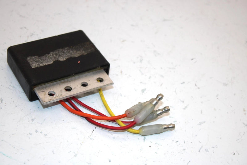 93 Polaris Sl 750 Oem Voltage Regulator 4060101 JP25