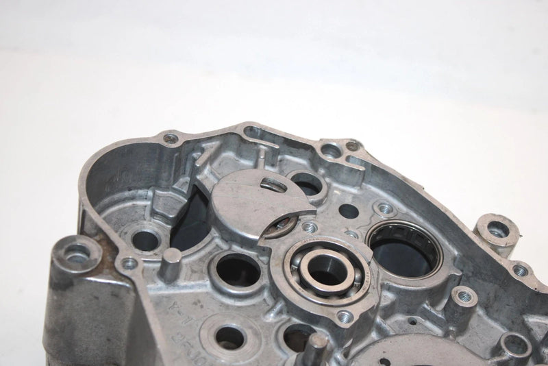1996 Yamaha  Badger Yfm80h Oem Crankcase 2FJ-15100-01-00 AY14