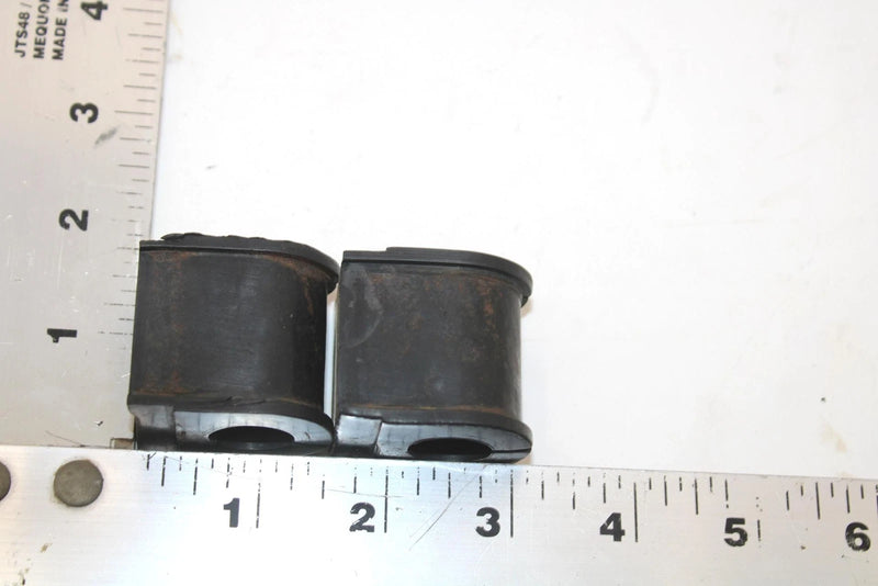 1988 Yamaha Srv Oem Front Sway Bar Bracket Pair 8L9-2386G-10-00 SY62