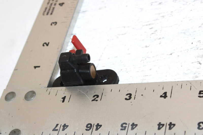 1995 Polaris 300 Oem Fuel Selector Valve 7051006 AP215