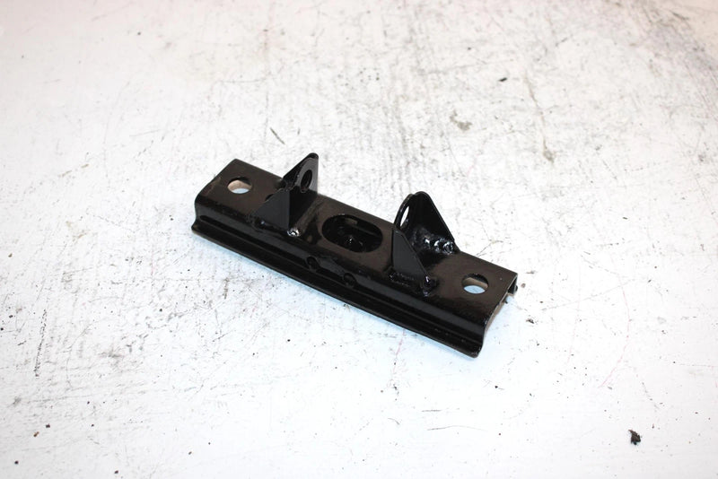 2005 Kawasaki Brute Force 750 4x4 Oem Rear Diff Mount Bracket 11053-1592 AK23