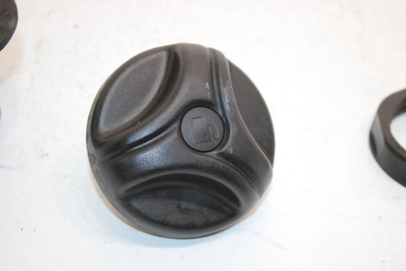 1999 Sea-doo Gti Oem Fuel Filler Neck 275500231 JS54