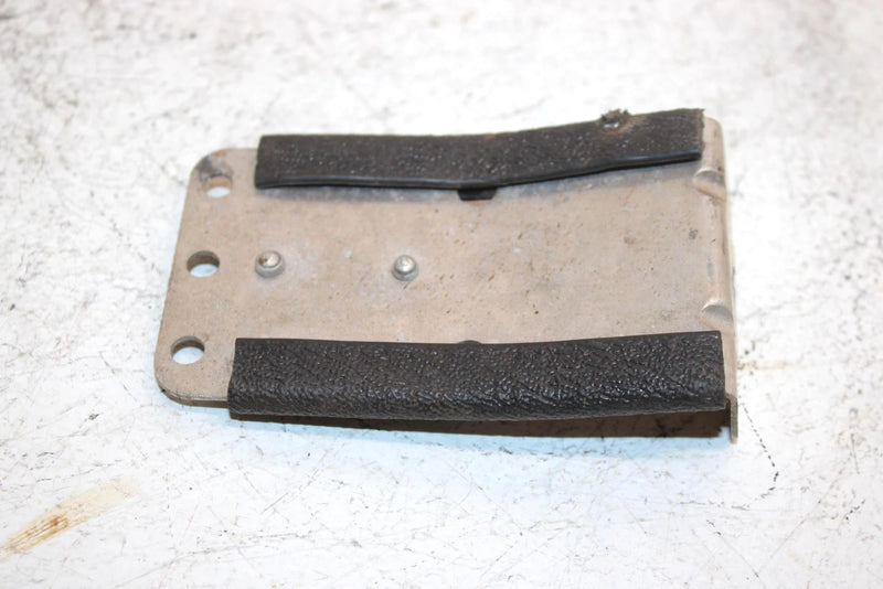 02 Ski-doo Grand Touring 500 Oem Connector Bracket 515175738 SS24