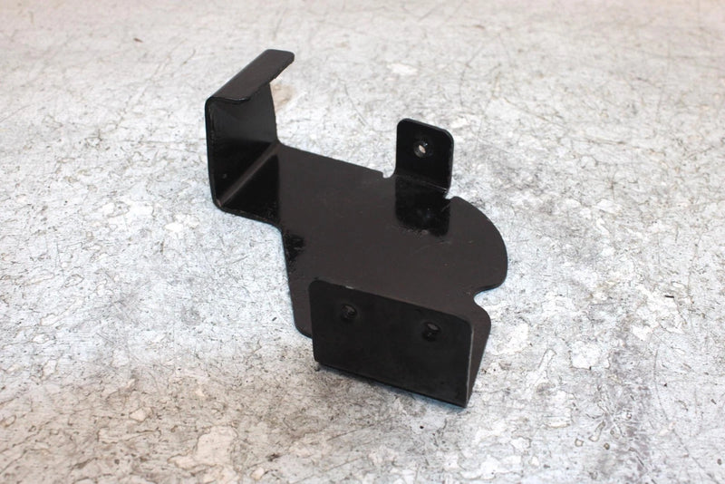 2006 Polaris Sportsman 500 Oem Right Taillight Support Bracket 5250817-329 AP186