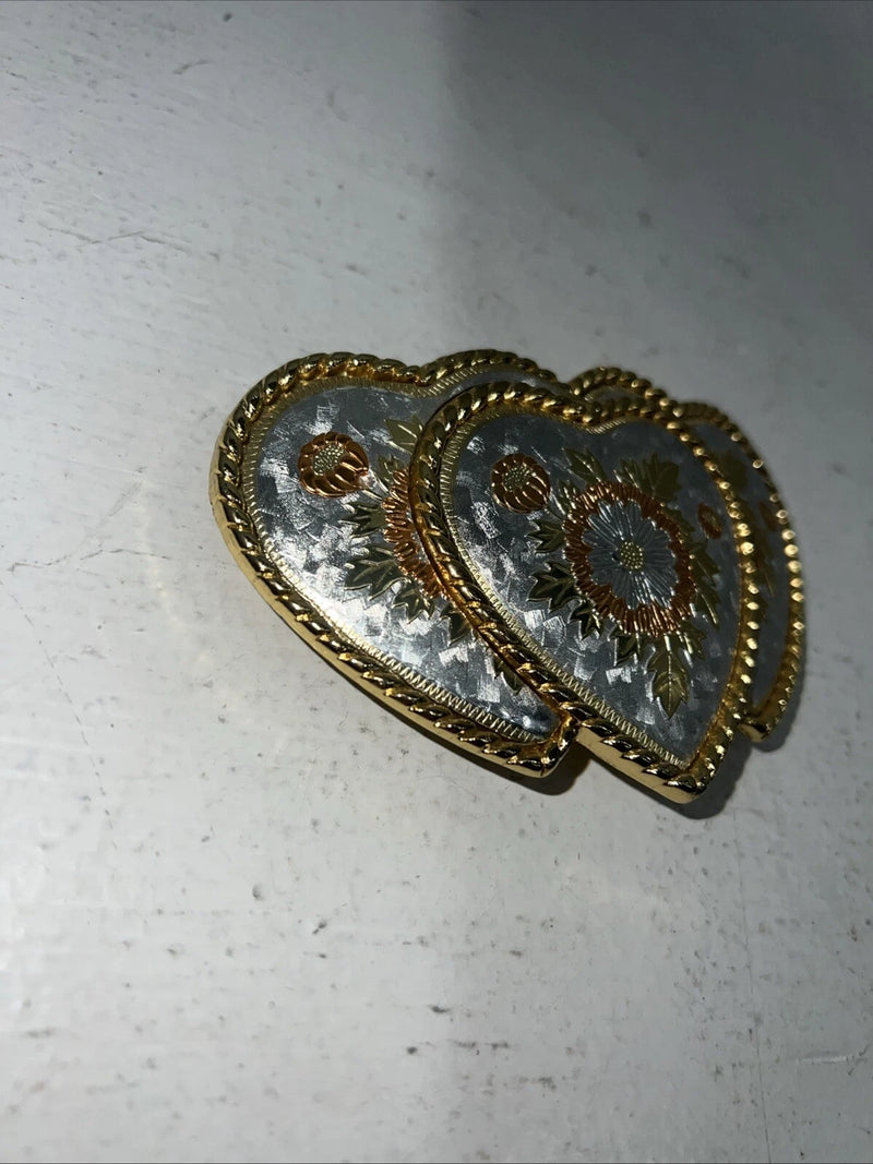 New Women’s Double S 3 Heart Gold Belt Buckle. 37043 A-104