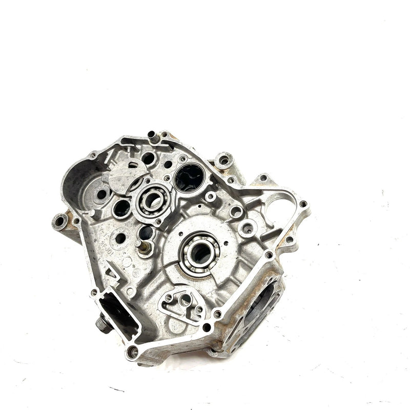 2003 Yamaha Raptor 80 OEM Crankcase 2FJ-15100-01-00 AY69