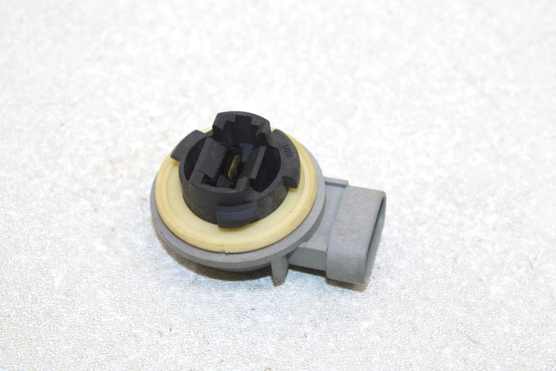 05 Polaris Xc Sp 800 Oem Taillight Socket 4010767 4011435 SP202