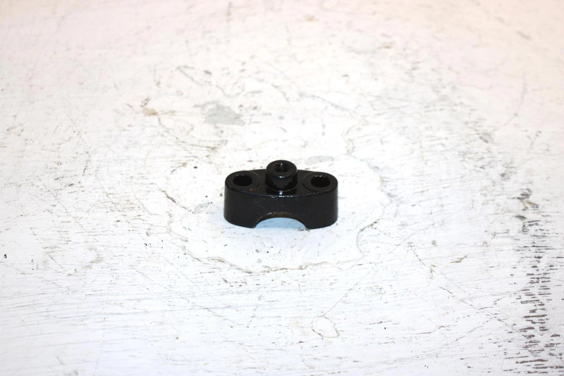 2009 Suzuki Lt-a400f Oem Lower Handlebar Mount 56211-21G00-291 AS26