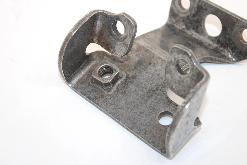 1985 Yamaha Vmax Oem Right Front Engine Mount Bracket 8M6-21429-01-00 SY125