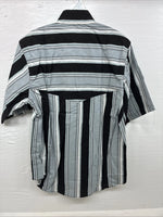 New Men’s San Angelo Gray Black Stripe Short Sleeve Button Up Medium CC-16