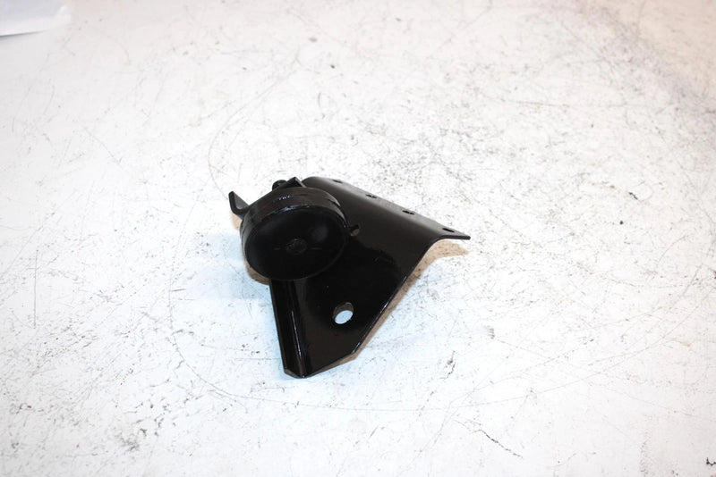 92 Polaris 500 Oem Torque Stop Bracket 1012048-067 3110023 SP52