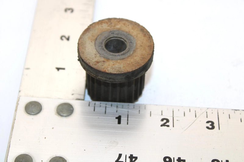 1987 Suzuki Quadrunner 250 Oem Engine Mount Bushing 11681-20B00 AS22