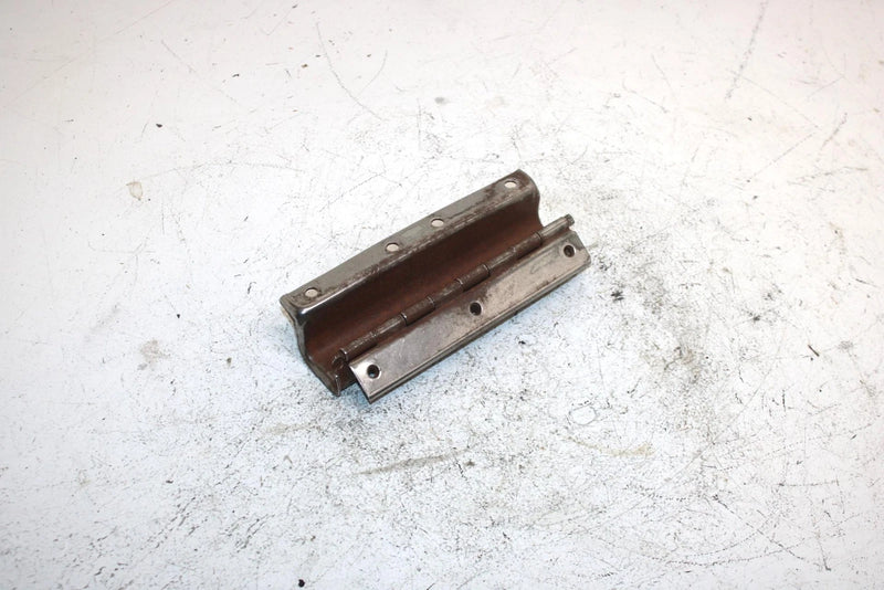 81 Yamaha Enticer 250 Et250e Oem Hood Hinge 8F3-77140-00-00 SY6