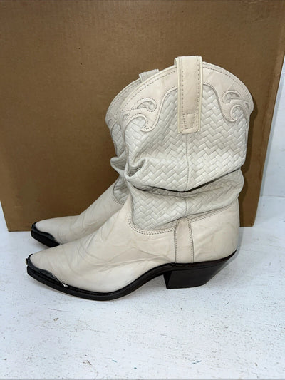 New Women’s Cream Capezio Cowboy Boots. L 467 7.5 7 1/2 M. 17-31