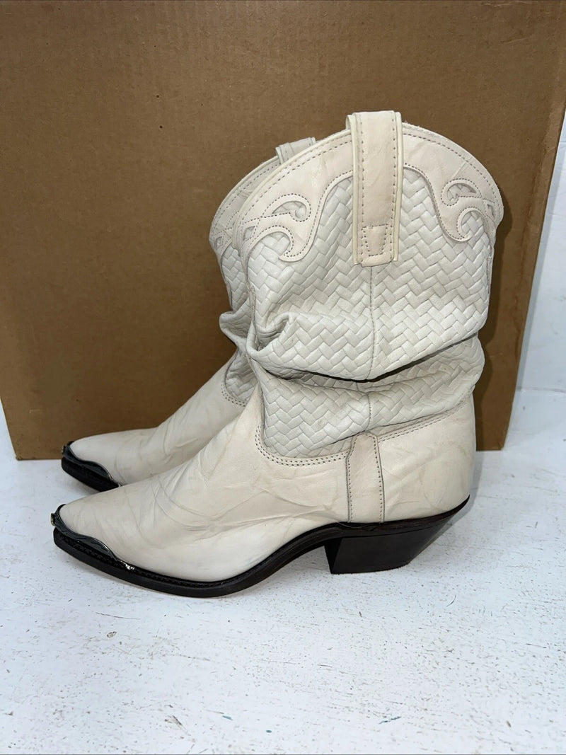 New Women’s Cream Capezio Cowboy Boots. L 467 7.5 7 1/2 M. 17-31