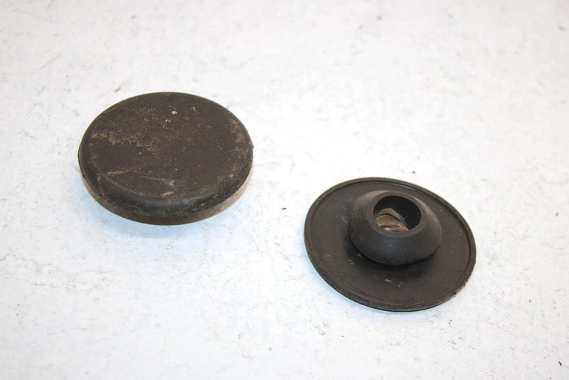 2000 Kawasaki Jet Ski 1100 Stx Oem Upper Hull Plug Pair 92066-3772 JK11