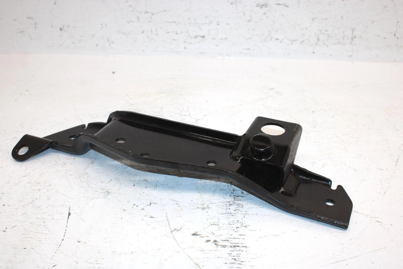 1989 Yamaha Inviter Oem Engine Mount Bracket 81E-21419-01-00 SY17