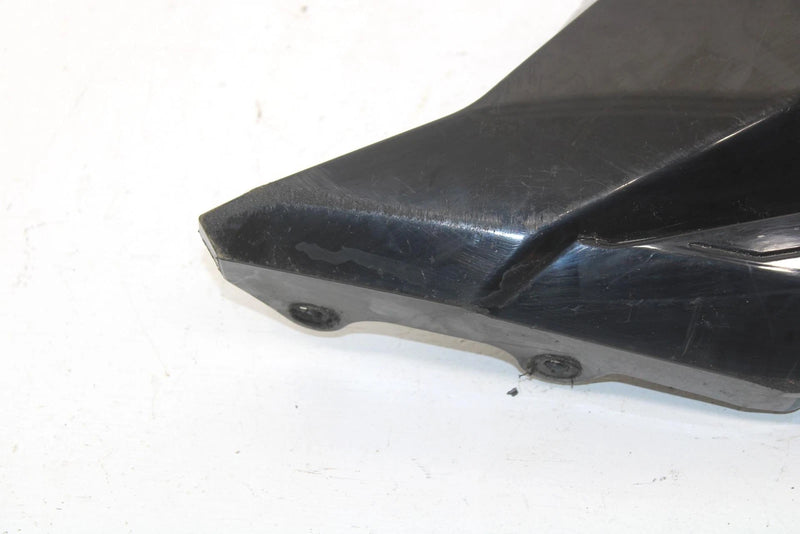 2017 Ski-doo Grand Touring 900 Oem Right Bottom Pan Panel 420917705 SS65