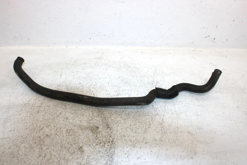 2006 John Deere  Buck 650 Oem Lower Radiator Hose 709200047 AJ0