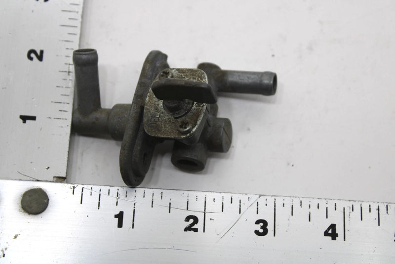 1989 Yamaha Ovation Deluxe Oem Fuel Petcock Assembly 85L-24500-00-00 SY69