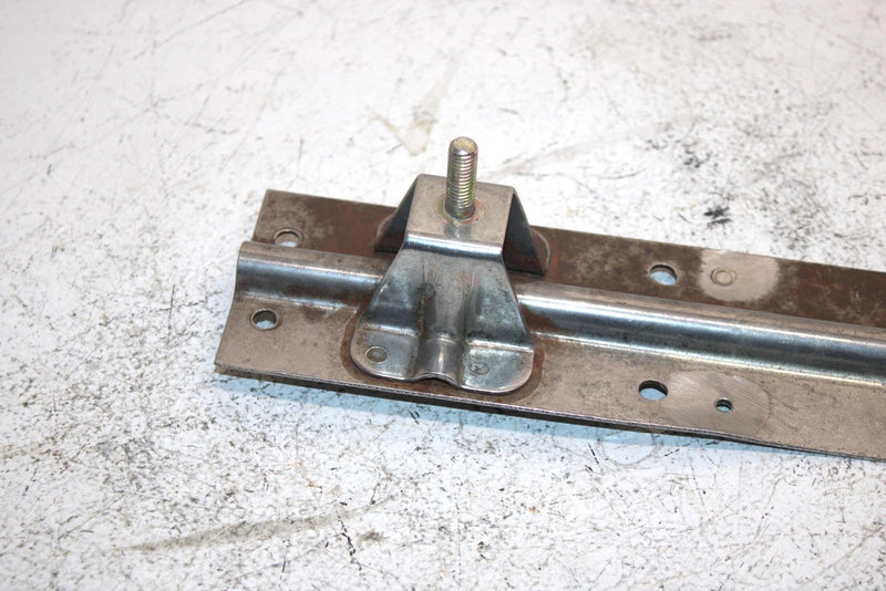94 Yamaha Vmax 600 Oem Gas Tank Bracket 89A-21911-01-00 SY2