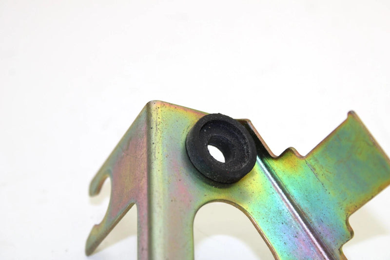 1999 Yamaha Phazer 500 Oem Right Gauge Bracket 8CR-77126-00-00 Q3854