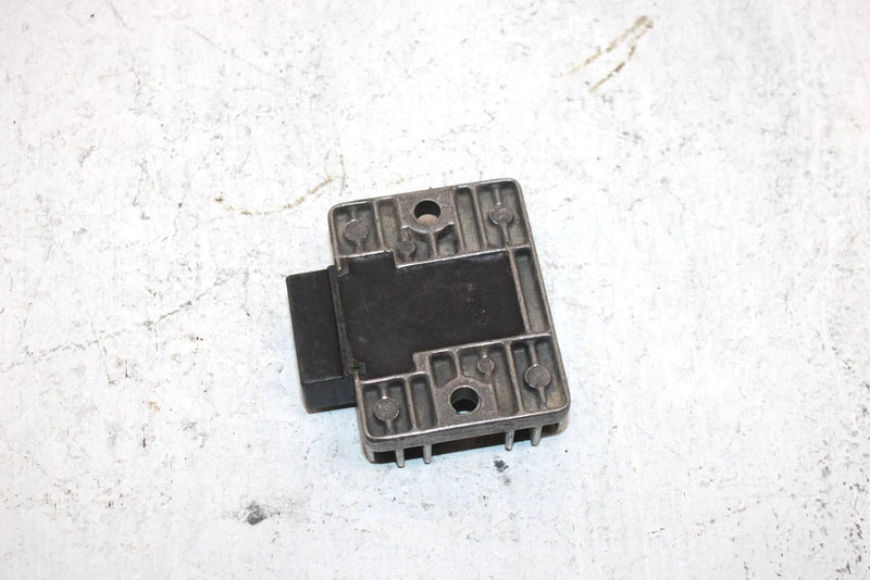 1994 Kawasaki Bayou 220 Oem Voltage Regulator 21066-1052 AK3