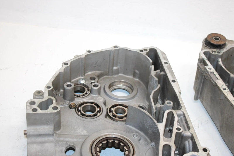 2001 Bombardier Traxter Oem Crankcase 711295881 AB10