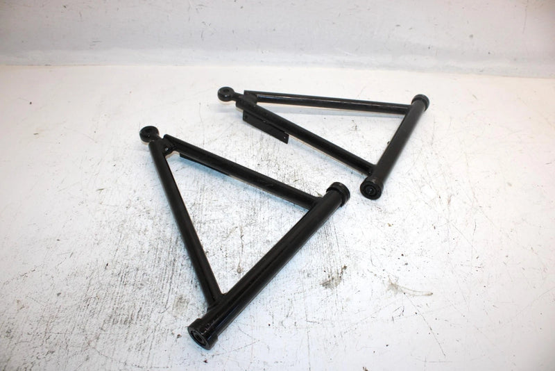 1993 Polaris 350l 4x4 Oem Lower A Arm Set 2200482 1580057-067 AP27
